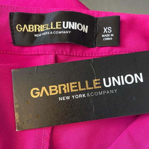 NEW YORK & COMPANY / Gabrielle Union ☆ Pleated Front Pants ☆ NWT - Picture 4 of 5